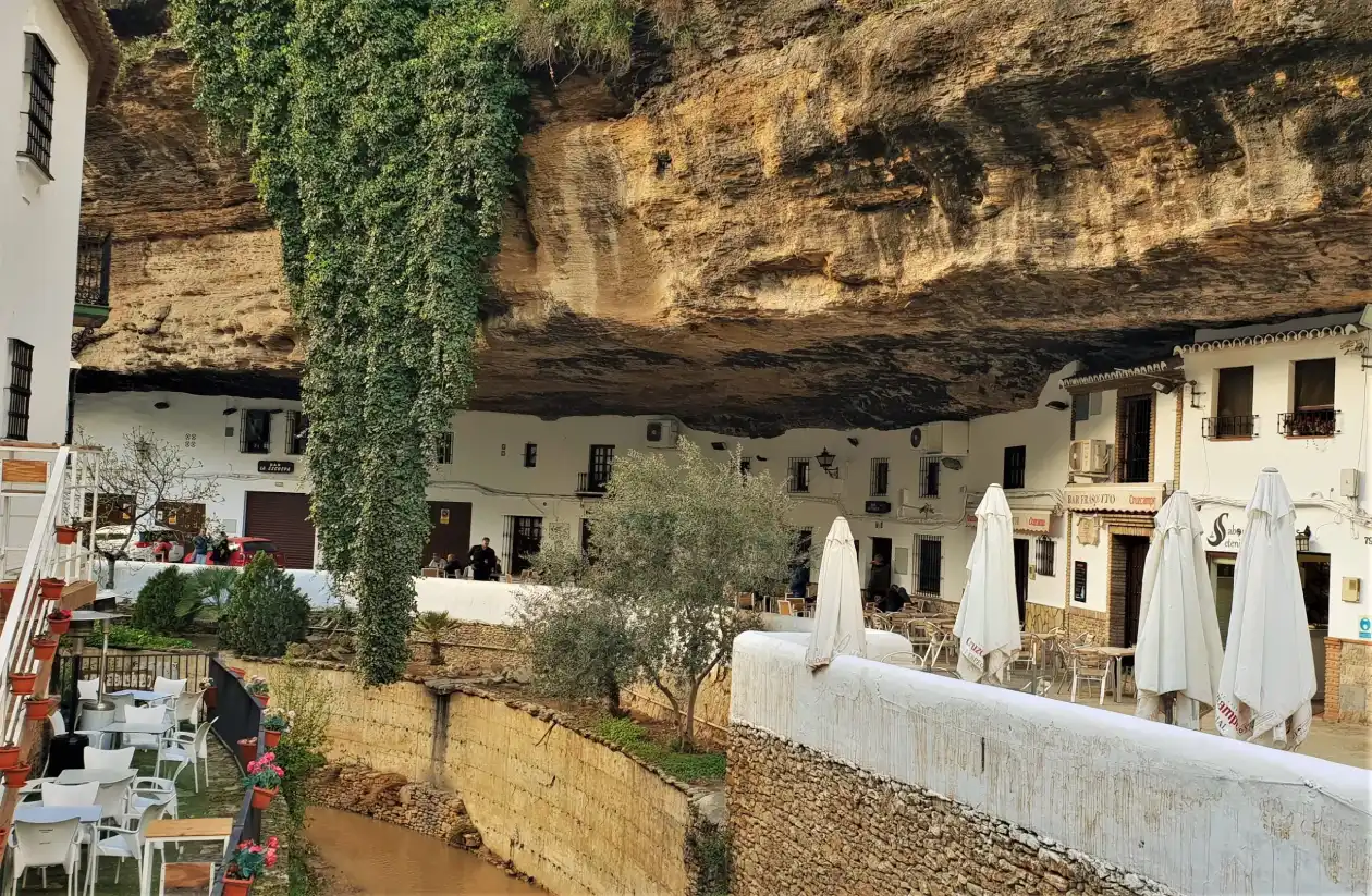 setenil de las bodegas marbella